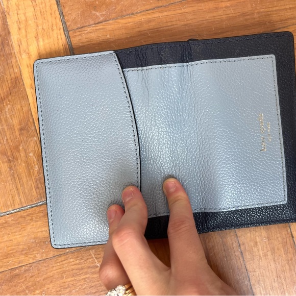 Kate Spade Margaux Small Keyring Wallet-- Horizon Blue - Picture 2 of 8